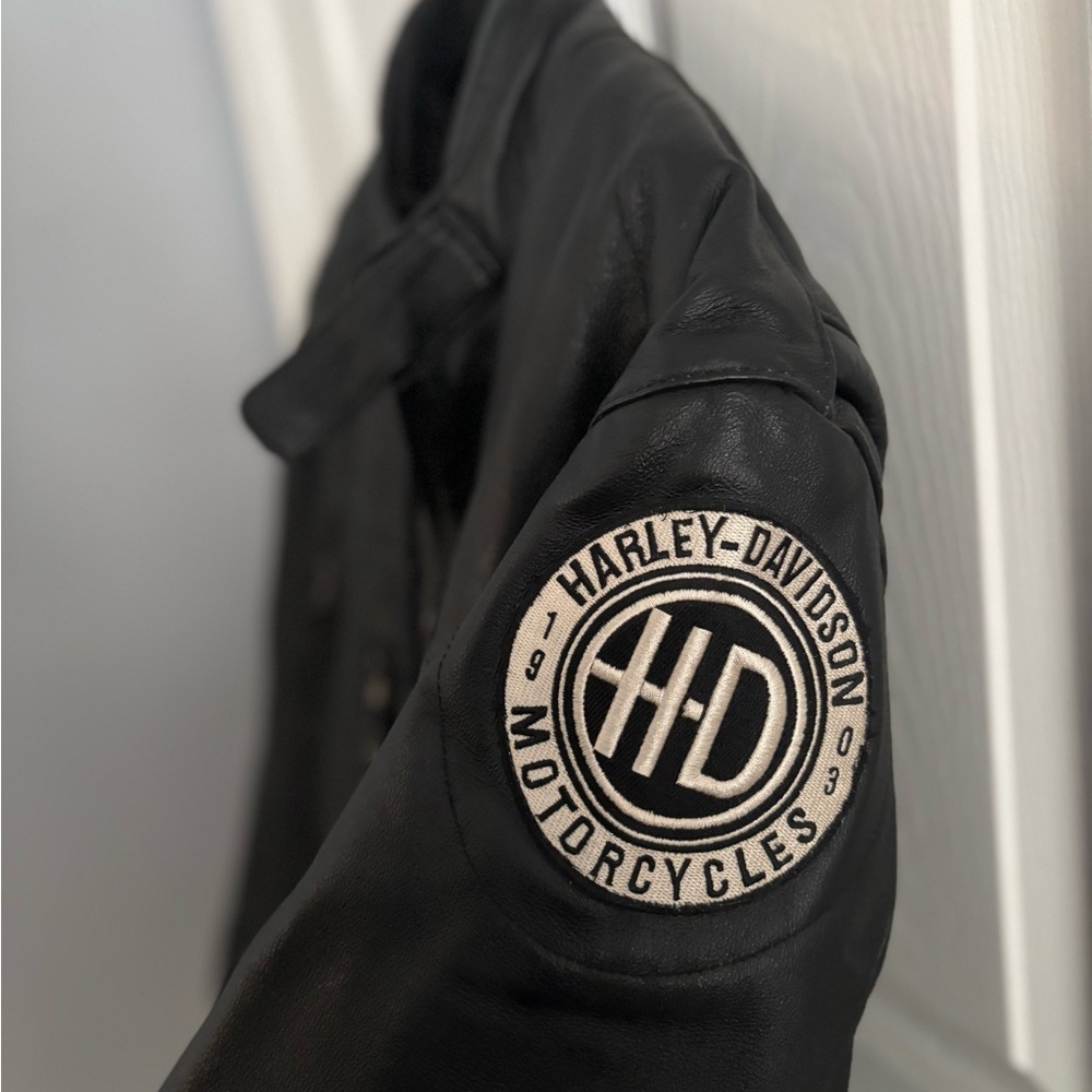 Leather Motorcycle Jacket - Picture 5 of 7